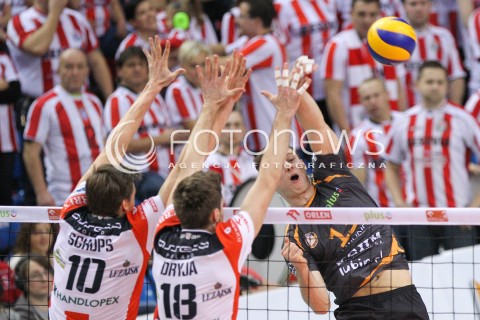  07.12.2014 RZESZOW <br />SIATKOWKA PLUS LIGA 2014/2015 MEN VOLLEYBALL POLAND POLISH PLUSLIGA LEAGUE SEASON 2014/2015 <br />MECZ ASSECO RESOVIA RZESZOW - CUPRUM LUBIN<br />N/Z  SZYMON ROMAC <br /> 