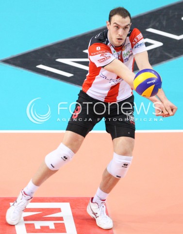  07.12.2014 RZESZOW <br />SIATKOWKA PLUS LIGA 2014/2015 MEN VOLLEYBALL POLAND POLISH PLUSLIGA LEAGUE SEASON 2014/2015 <br />MECZ ASSECO RESOVIA RZESZOW - CUPRUM LUBIN<br />N/Z  MARKO IVOVIC SYLWETKA <br /> 