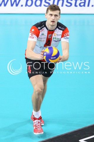 07.12.2014 RZESZOW <br />SIATKOWKA PLUS LIGA 2014/2015 MEN VOLLEYBALL POLAND POLISH PLUSLIGA LEAGUE SEASON 2014/2015 <br />MECZ ASSECO RESOVIA RZESZOW - CUPRUM LUBIN<br />N/Z  PIOTR NOWAKOWSKI SYLWETKA <br /> 
