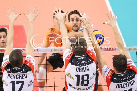  07.12.2014 RZESZOW <br />SIATKOWKA PLUS LIGA 2014/2015 MEN VOLLEYBALL POLAND POLISH PLUSLIGA LEAGUE SEASON 2014/2015 <br />MECZ ASSECO RESOVIA RZESZOW - CUPRUM LUBIN<br />N/Z  JEROEN TROMMEL <br /> 