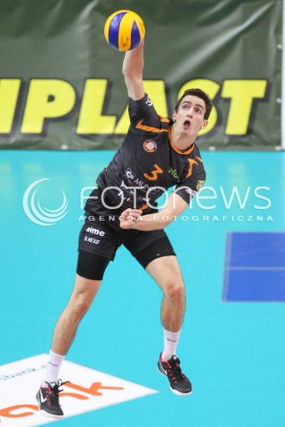  07.12.2014 RZESZOW <br />SIATKOWKA PLUS LIGA 2014/2015 MEN VOLLEYBALL POLAND POLISH PLUSLIGA LEAGUE SEASON 2014/2015 <br />MECZ ASSECO RESOVIA RZESZOW - CUPRUM LUBIN<br />N/Z  IVAN BOROVNJAK SYLWETKA <br /> 