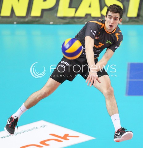  07.12.2014 RZESZOW <br />SIATKOWKA PLUS LIGA 2014/2015 MEN VOLLEYBALL POLAND POLISH PLUSLIGA LEAGUE SEASON 2014/2015 <br />MECZ ASSECO RESOVIA RZESZOW - CUPRUM LUBIN<br />N/Z  IVAN BOROVNJAK SYLWETKA <br /> 