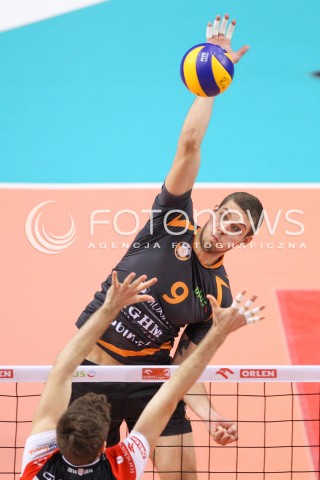  07.12.2014 RZESZOW <br />SIATKOWKA PLUS LIGA 2014/2015 MEN VOLLEYBALL POLAND POLISH PLUSLIGA LEAGUE SEASON 2014/2015 <br />MECZ ASSECO RESOVIA RZESZOW - CUPRUM LUBIN<br />N/Z  DMYTRO PASHYTSKYY <br /> 