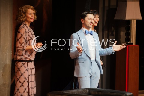  11.12.2014 WARSZAWA OCH TEATR<br />PROBA MEDIALNA UPADLE ANIOLY<br />N/Z  MAGDALENA CIELECKA TOMASZ DRABEK<br /> 