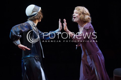  11.12.2014 WARSZAWA OCH TEATR<br />PROBA MEDIALNA UPADLE ANIOLY<br />N/Z MAJA OSTASZEWSKA MAGDALENA CIELECKA<br /> 