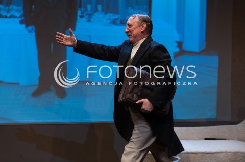  11.12.2014 WARSZAWA TEATR 6 PIETRO<br />PROBA MEDIALNA POLITYKA<br />N/Z SYLWESTER MACIEJEWSKI<br /> 