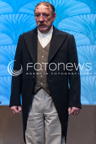  11.12.2014 WARSZAWA TEATR 6 PIETRO<br />PROBA MEDIALNA POLITYKA<br />N/Z SYLWESTER MACIEJEWSKI<br /> 