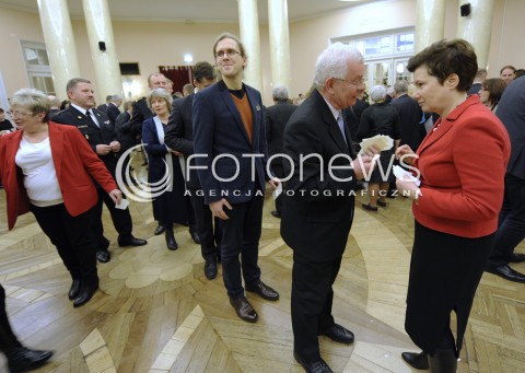  18.12.2014 WARSZAWA<br />SPOTKANIE SWIATECZNE RADY WARSZAWY<br />N/Z PREZYDENT WARSZAWY HANNA GRONKIEWICZ WALTZ UCZESTNICY WYDARZENIA<br /> 