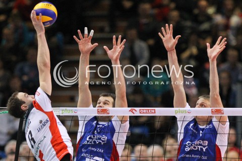  04.01.2015 RZESZOW <br />SIATKOWKA PLUS LIGA 2014/2015 MEN VOLLEYBALL POLAND POLISH PLUSLIGA LEAGUE SEASON 2014/2015 <br />MECZ ASSECO RESOVIA RZESZOW - ZAKSA KEDZIERZYN KOZLE<br />N/Z DOMINIK WITCZAK JURIJ GLADYR <br /> 
