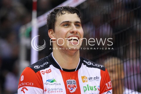  04.01.2015 RZESZOW <br />SIATKOWKA PLUS LIGA 2014/2015 MEN VOLLEYBALL POLAND POLISH PLUSLIGA LEAGUE SEASON 2014/2015 <br />MECZ ASSECO RESOVIA RZESZOW - ZAKSA KEDZIERZYN KOZLE<br />N/Z FABIAN DRZYZGA SYLWETKA RADOSC EMOCJE GLOWKA PORTRET<br /> 