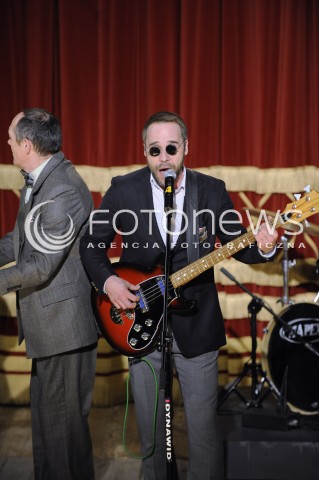  05.01.2015 WARSZAWA<br />PROBA MEDIALNA SPEKTAKLU CZLOWIEK DWOCH SZEFOW W TEATRZE KOMEDIA<br />N/Z LUKASZ NOWICKI<br /> 