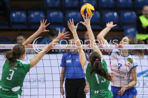  05.01.2015 RZESZOW<br />SIATKOWKA ORLEN LIGA 2014/2015 WOMEN VOLLEYBALL POLAND POLISH ORLENLIGA LEAGUE SEASON 2014/2015<br />MECZ DEVELOPRES SKYRES RZESZOW - IMPEL WROCLAW<br />N/Z EWA SLIWINSKA <br /> 