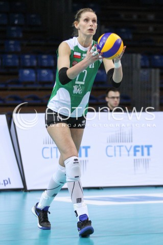  05.01.2015 RZESZOW<br />SIATKOWKA ORLEN LIGA 2014/2015 WOMEN VOLLEYBALL POLAND POLISH ORLENLIGA LEAGUE SEASON 2014/2015<br />MECZ DEVELOPRES SKYRES RZESZOW - IMPEL WROCLAW<br />N/Z JOANNA KACZOR SYLWETKA <br /> 