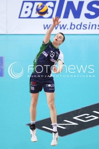  07.01.2015 RZESZOW <br />SIATKOWKA PUCHAR POLSKI SEZON 2014/2015 MEN VOLLEYBALL POLAND POLISH CUP SEASON 2014/2015  <br />MECZ ASSECO RESOVIA RZESZOW - AZS POLITECHNIKA WARSZAWSKA<br />N/Z BARTLOMIEJ MORDYL SYLWETKA <br /> 