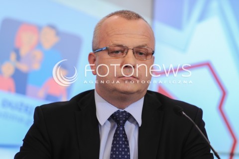  07.01.2015 WARSZAWA <br />KONFERENCJA PRASOWA PREMIER 100 DNI RZADU<br />N/Z WOJCIECH KOWALCZYK<br /> 