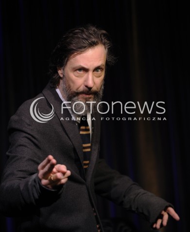  08.01.2015 WARSZAWA OCH TEATR<br />PROBA MEDIALNA SPEKTAKLU WIECZOR FOCHU<br />N/Z SZYMON MAJEWSKI KW<br /> 