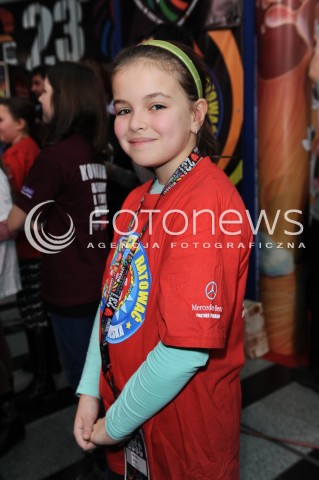  11.01.2015 WARSZAWA TVP2<br />23 FINAL WIELKIEJ ORKIESTRY SWIATECZNEJ POMOCY<br />N/Z DZIEWCZYNKA WOLONTARIUSZ<br /> 