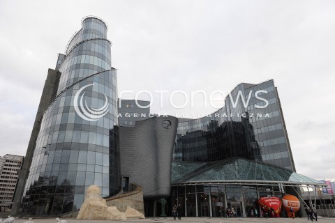  11.01.2015 WARSZAWA TVP2<br />23 FINAL WIELKIEJ ORKIESTRY SWIATECZNEJ POMOCY<br />N/Z BUDYNEK TVP ZDJECIE ILUSTRACYJNE TELEWIZJA POLSKA ILUSTRANT WORONICZA<br /> 