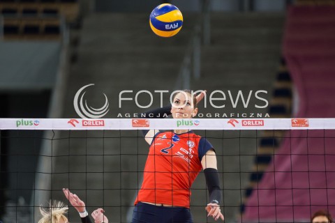  16.01.2015 LODZ SIATKOWKA ORLEN LIGA SEZON 2014/2015 VOLLEYBALL POLISH SEASON BEEF MASTER BUDOWLANI LODZ - AZS WSBIP KSZO OSTROWIEC SWIETOKRZYSKI N/Z SYLWETKA GABRIELA POLANSKA  