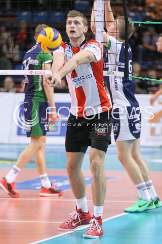  17.01.2015 RZESZOW<br />SIATKOWKA PLUSLIGA 2014/2015 MEN VOLLEYBALL POLAND POLISH PLUS LIGA LEAGUE SEASON 2014/2015<br />MECZ ASSECO RESOVIA - AZS POLITECHNIKA WARSZAWSKA<br />N/Z PIOTR NOWAKOWSKI SYLWETKA <br /> 