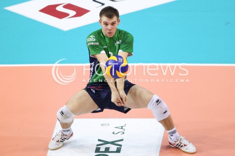  17.01.2015 RZESZOW<br />SIATKOWKA PLUSLIGA 2014/2015 MEN VOLLEYBALL POLAND POLISH PLUS LIGA LEAGUE SEASON 2014/2015<br />MECZ ASSECO RESOVIA - AZS POLITECHNIKA WARSZAWSKA<br />N/Z MACIEJ OLENDEREK SYLWETKA <br /> 