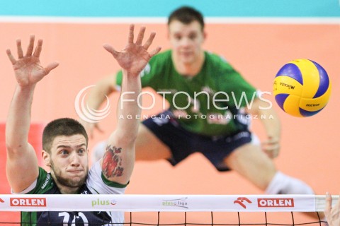  17.01.2015 RZESZOW<br />SIATKOWKA PLUSLIGA 2014/2015 MEN VOLLEYBALL POLAND POLISH PLUS LIGA LEAGUE SEASON 2014/2015<br />MECZ ASSECO RESOVIA - AZS POLITECHNIKA WARSZAWSKA<br />N/Z MICHAL FILIP BLOK SYLWETKA <br /> 