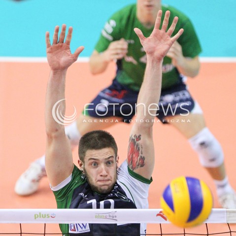  17.01.2015 RZESZOW<br />SIATKOWKA PLUSLIGA 2014/2015 MEN VOLLEYBALL POLAND POLISH PLUS LIGA LEAGUE SEASON 2014/2015<br />MECZ ASSECO RESOVIA - AZS POLITECHNIKA WARSZAWSKA<br />N/Z MICHAL FILIP SYLWETKA BLOK<br /> 