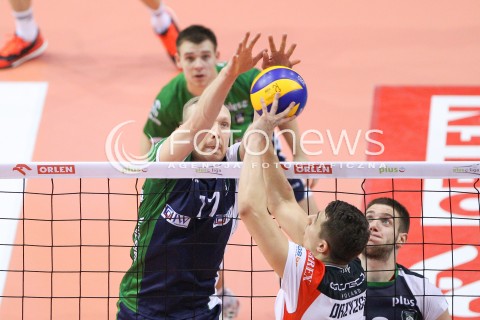  17.01.2015 RZESZOW<br />SIATKOWKA PLUSLIGA 2014/2015 MEN VOLLEYBALL POLAND POLISH PLUS LIGA LEAGUE SEASON 2014/2015<br />MECZ ASSECO RESOVIA - AZS POLITECHNIKA WARSZAWSKA<br />N/Z MATEUSZ SACHAREWICZ <br /> 