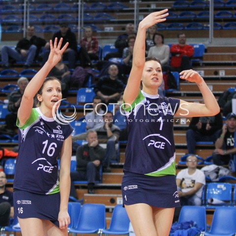  17.01.2015 RZESZOW<br />SIATKOWKA ORLEN LIGA 2014/2015 WOMEN VOLLEYBALL POLAND POLISH ORLENLIGA LEAGUE SEASON 2014/2015<br />MECZ DEVELOPRES SKYRES RZESZOW - PGE ATOM TREFL SOPOT<br />N/Z KLAUDIA KACZOROWSKA MAJA TOKARSKA SYLWETKA <br /> 