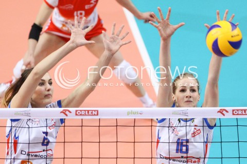  17.01.2015 RZESZOW<br />SIATKOWKA ORLEN LIGA 2014/2015 WOMEN VOLLEYBALL POLAND POLISH ORLENLIGA LEAGUE SEASON 2014/2015<br />MECZ DEVELOPRES SKYRES RZESZOW - PGE ATOM TREFL SOPOT<br />N/Z EMILIA MUCHA KATARZYNA WARZOCHA <br /> 