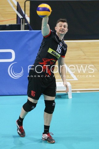  24.01.2015 RZESZOW<br />SIATKOWKA PLUSLIGA 2014/2015 MEN VOLLEYBALL POLAND POLISH PLUS LIGA LEAGUE SEASON 2014/2015<br />MECZ ASSECO RESOVIA - CERRAD CZARNI RADOM<br />N/Z KRZYSZTOF IGNACZAK SYLWETKA <br /> 