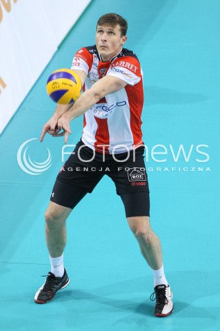  24.01.2015 RZESZOW<br />SIATKOWKA PLUSLIGA 2014/2015 MEN VOLLEYBALL POLAND POLISH PLUS LIGA LEAGUE SEASON 2014/2015<br />MECZ ASSECO RESOVIA - CERRAD CZARNI RADOM<br />N/Z LUKAS TICHACEK SYLWETKA <br /> 