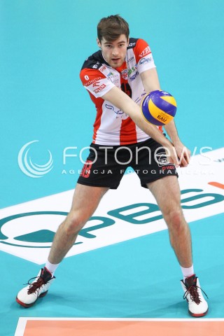  24.01.2015 RZESZOW<br />SIATKOWKA PLUSLIGA 2014/2015 MEN VOLLEYBALL POLAND POLISH PLUS LIGA LEAGUE SEASON 2014/2015<br />MECZ ASSECO RESOVIA - CERRAD CZARNI RADOM<br />N/Z DAWID DRYJA SYLWETKA <br /> 