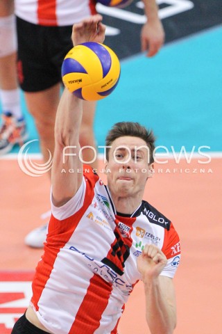  24.01.2015 RZESZOW<br />SIATKOWKA PLUSLIGA 2014/2015 MEN VOLLEYBALL POLAND POLISH PLUS LIGA LEAGUE SEASON 2014/2015<br />MECZ ASSECO RESOVIA - CERRAD CZARNI RADOM<br />N/Z JOCHEN SCHOPS SYLWETKA ATAK<br /> 
