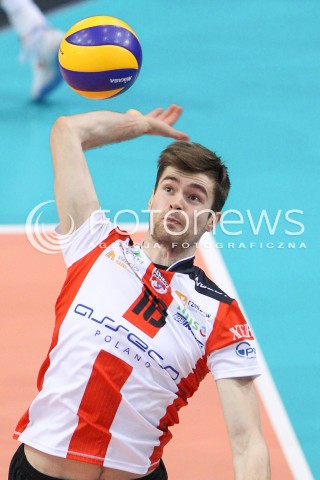  24.01.2015 RZESZOW<br />SIATKOWKA PLUSLIGA 2014/2015 MEN VOLLEYBALL POLAND POLISH PLUS LIGA LEAGUE SEASON 2014/2015<br />MECZ ASSECO RESOVIA - CERRAD CZARNI RADOM<br />N/Z DAWID DRYJA SYLWETKA ATAK<br /> 
