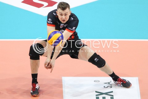  24.01.2015 RZESZOW<br />SIATKOWKA PLUSLIGA 2014/2015 MEN VOLLEYBALL POLAND POLISH PLUS LIGA LEAGUE SEASON 2014/2015<br />MECZ ASSECO RESOVIA - CERRAD CZARNI RADOM<br />N/Z KRZYSZTOF IGNACZAK SYLWETKA <br /> 