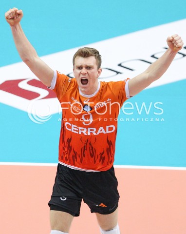  24.01.2015 RZESZOW<br />SIATKOWKA PLUSLIGA 2014/2015 MEN VOLLEYBALL POLAND POLISH PLUS LIGA LEAGUE SEASON 2014/2015<br />MECZ ASSECO RESOVIA - CERRAD CZARNI RADOM<br />N/Z ADAM KOWALSKI RADOSC EMOCJE SYLWETKA <br /> 