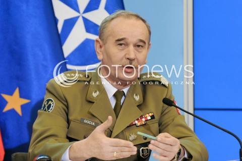  29.01.2015 WARSZAWA <br />KONFERENCJA WICEPREMIERA TOMASZA SIEMONIAKA<br />N/Z SZEF SZTABU GENERALNEGO WP GENERAL MIECZYSLAW GOCUL<br /> 
