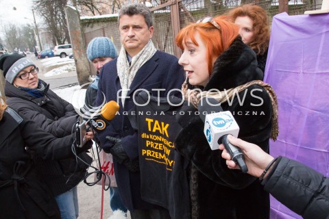  30.01.2015 LODZ<br />WIZYTA JANUSZA PALIKOTA W LODZI <br />APEL O PRZYJECIE KONWENCJI  PRZECIW PRZEMOCY W RODZINIE <br />N/Z JANUSZ PALIKOT MALGORZATA PROKOP - PACZKOWSKA <br /> 