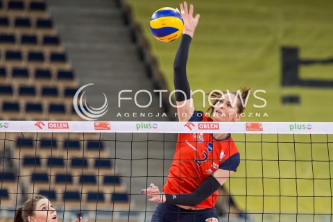  03.02.2015 LODZ SIATKOWKA VII RUNDA PUCHARU POLSKI SEZON 2014/2015 VOLLEYBALL POLISH SEASON BEEF MASTER BUDOWLANI LODZ - DEVELOPRES SKYRES RZESZOW N/Z SYLWETKA GABRIELA POLANSKA  