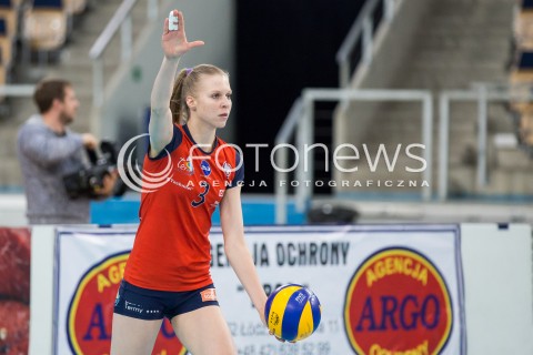  03.02.2015 LODZ SIATKOWKA VII RUNDA PUCHARU POLSKI SEZON 2014/2015 VOLLEYBALL POLISH SEASON BEEF MASTER BUDOWLANI LODZ - DEVELOPRES SKYRES RZESZOW N/Z SYLWETKA JOANNA PACAK   