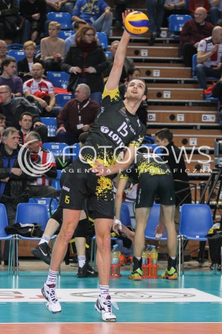  07.02.2015 RZESZOW <br />SIATKOWKA PLUS LIGA 2014/2015 MEN VOLLEYBALL POLAND POLISH PLUSLIGA LEAGUE SEASON 2014/2015<br />MECZ ASSECO RESOVIA RZESZOW - LOTOS TREFL GDANSK<br />N/Z MATEUSZ MIKA SYLWETKA <br /> 