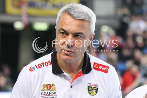  07.02.2015 RZESZOW <br />SIATKOWKA PLUS LIGA 2014/2015 MEN VOLLEYBALL POLAND POLISH PLUSLIGA LEAGUE SEASON 2014/2015<br />MECZ ASSECO RESOVIA RZESZOW - LOTOS TREFL GDANSK<br />N/Z ANDREA ANASTASI - I TRENER ( HEAD COACH ) SYLWETKA GLOWKA PORTRET <br /> 