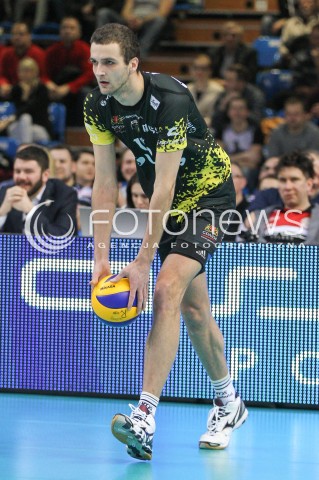  07.02.2015 RZESZOW <br />SIATKOWKA PLUS LIGA 2014/2015 MEN VOLLEYBALL POLAND POLISH PLUSLIGA LEAGUE SEASON 2014/2015<br />MECZ ASSECO RESOVIA RZESZOW - LOTOS TREFL GDANSK<br />N/Z MATEUSZ MIKA SYLWETKA <br /> 