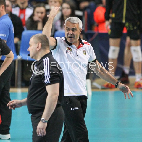  07.02.2015 RZESZOW <br />SIATKOWKA PLUS LIGA 2014/2015 MEN VOLLEYBALL POLAND POLISH PLUSLIGA LEAGUE SEASON 2014/2015<br />MECZ ASSECO RESOVIA RZESZOW - LOTOS TREFL GDANSK<br />N/Z ANDREA ANASTASI - I TRENER ( HEAD COACH ) ZLOSC EMOCJE DECYZJA SEDZIEGO SEDZIA<br /> 