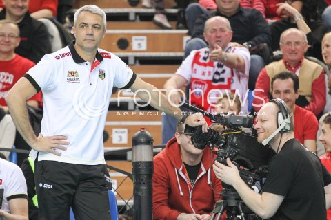 07.02.2015 RZESZOW <br />SIATKOWKA PLUS LIGA 2014/2015 MEN VOLLEYBALL POLAND POLISH PLUSLIGA LEAGUE SEASON 2014/2015<br />MECZ ASSECO RESOVIA RZESZOW - LOTOS TREFL GDANSK<br />N/Z ANDREA ANASTASI - I TRENER ( HEAD COACH ) KAMERZYSTA KAMERA OPERATOR POLSAT SPORT<br /> 
