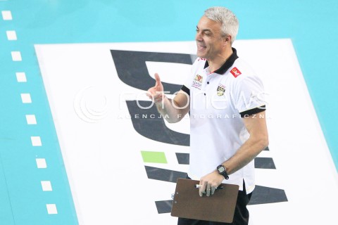  07.02.2015 RZESZOW <br />SIATKOWKA PLUS LIGA 2014/2015 MEN VOLLEYBALL POLAND POLISH PLUSLIGA LEAGUE SEASON 2014/2015<br />MECZ ASSECO RESOVIA RZESZOW - LOTOS TREFL GDANSK<br />N/Z ANDREA ANASTASI - I TRENER ( HEAD COACH ) SYLWETKA RADOSC EMOCJE <br /> 