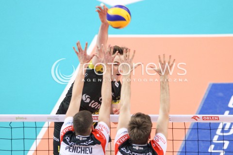  07.02.2015 RZESZOW <br />SIATKOWKA PLUS LIGA 2014/2015 MEN VOLLEYBALL POLAND POLISH PLUSLIGA LEAGUE SEASON 2014/2015<br />MECZ ASSECO RESOVIA RZESZOW - LOTOS TREFL GDANSK<br />N/Z TROY MURPHY <br /> 