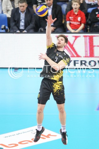  07.02.2015 RZESZOW <br />SIATKOWKA PLUS LIGA 2014/2015 MEN VOLLEYBALL POLAND POLISH PLUSLIGA LEAGUE SEASON 2014/2015<br />MECZ ASSECO RESOVIA RZESZOW - LOTOS TREFL GDANSK<br />N/Z SEBASTIAN SCHWARZ SYLWETKA <br /> 