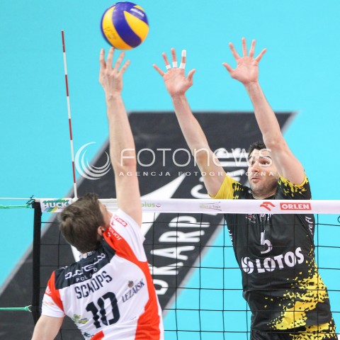  07.02.2015 RZESZOW <br />SIATKOWKA PLUS LIGA 2014/2015 MEN VOLLEYBALL POLAND POLISH PLUSLIGA LEAGUE SEASON 2014/2015<br />MECZ ASSECO RESOVIA RZESZOW - LOTOS TREFL GDANSK<br />N/Z MARCO FALASCHI JOCHEN SCHOPS <br /> 
